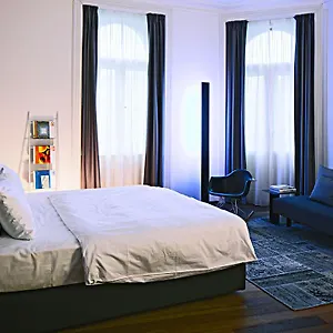 **** Otel Golden Crown Çek Cumhuriyeti